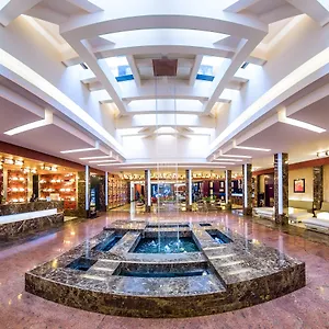 https://grand-majestic-plaza.praguehotelsweb.com
