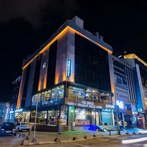 Otel Airport ***