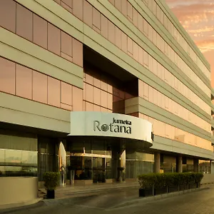 Otel Jumeira Rotana - ****